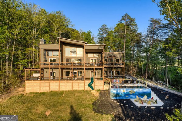 356 Mountain Ridge Drive, Blue Ridge