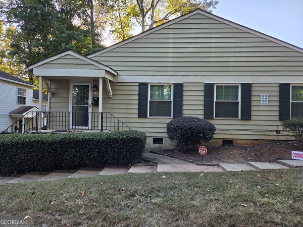 1316 Surrey Lane Marietta
