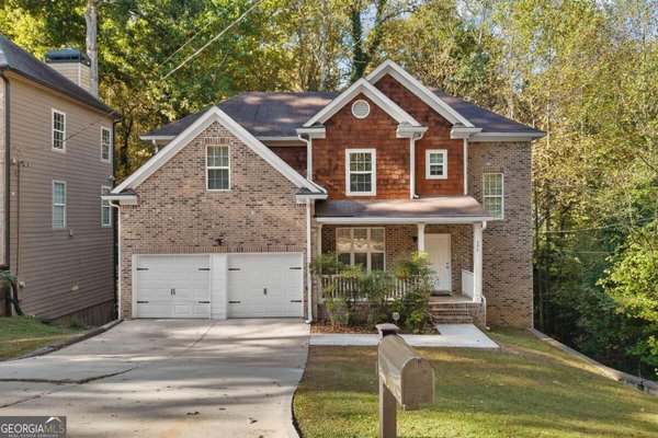 main picture of 506 Waterford Road, Atlanta
