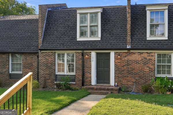1079 Heritage Drive Greensboro