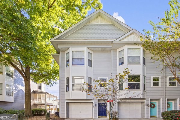 main picture of 951 Glenwood Avenue, Atlanta