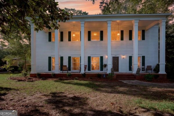 8607 Campbellton Street Douglasville