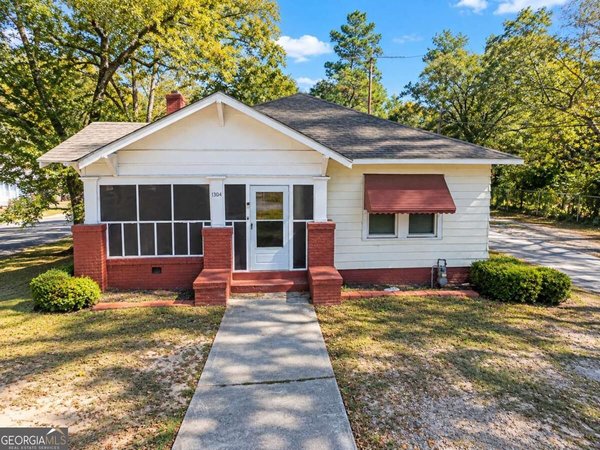 1304 Burton Avenue Macon