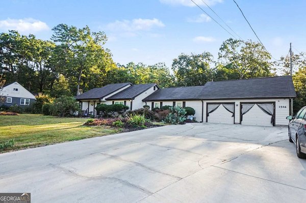 1546 Young Road Lithonia