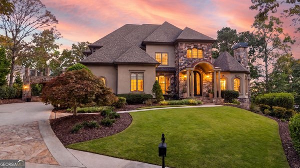 3245 Town Manor Circle, Dacula