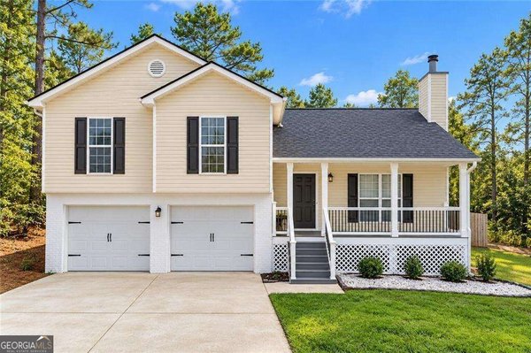 1653 Amalie Drive, Statham