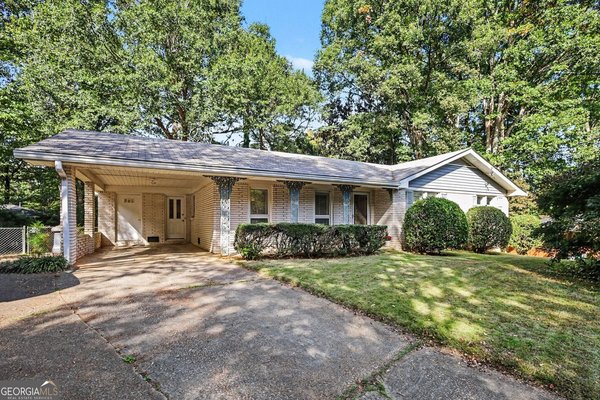 1456 Juneau Court, Tucker