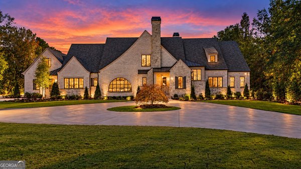 615 Hickory Flat Road, Milton