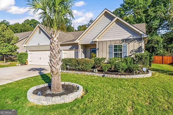 323 Charlotte Frances Lane, Mcdonough