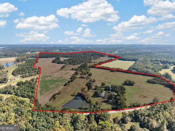 366 Old Phoenix Road, Eatonton