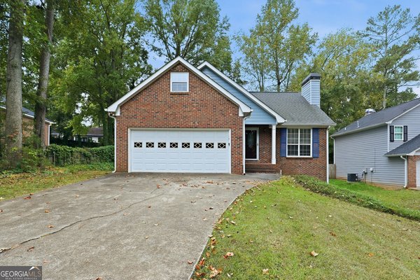 523 Horseshoe Circle, Stockbridge