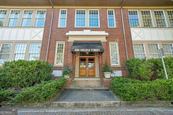 600 College Street, Hapeville
