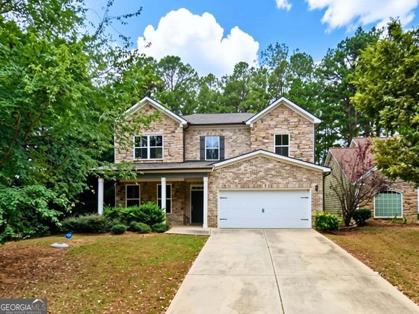 8 Black Diamond Drive Fairburn