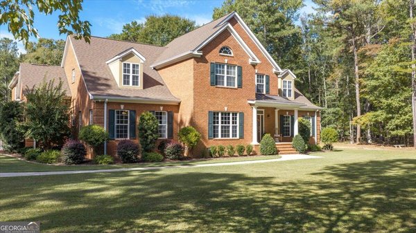 171 Churchill Drive, Juliette