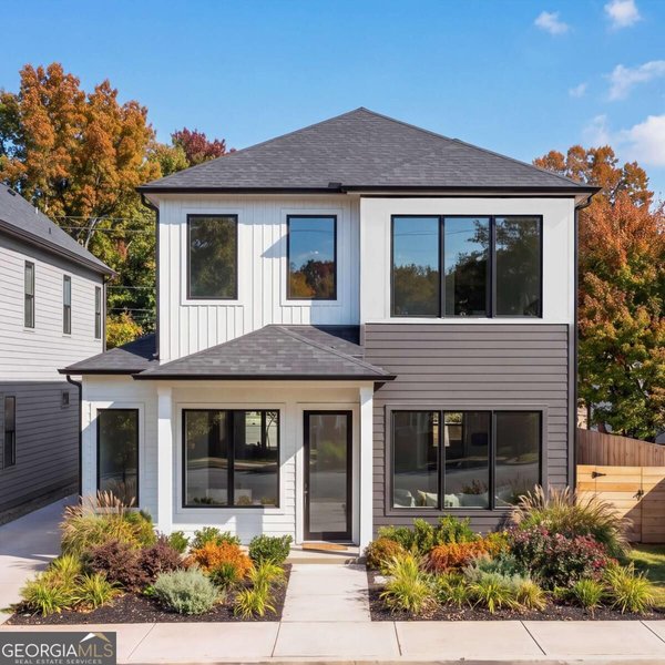 951 Hank Aaron Drive, Atlanta
