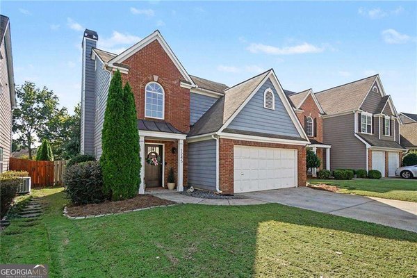 1245 Birchwood Lane, Roswell