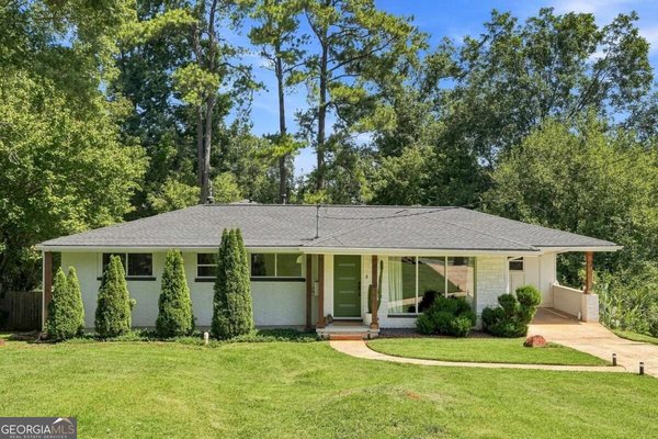 2934 Lynda Place, Decatur