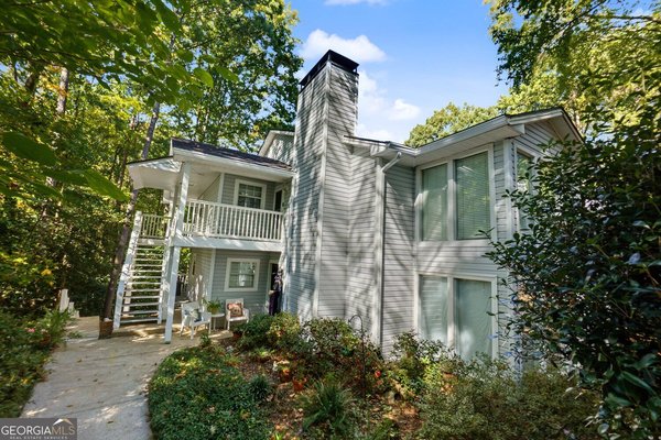 1640 Roanoke Place, Marietta