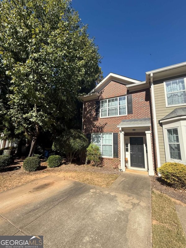 2108 Del Lago Circle Kennesaw
