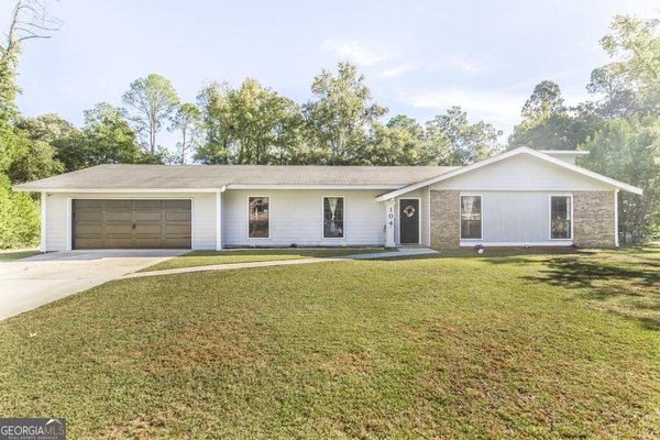 104 Fox Glen Drive, Warner Robins