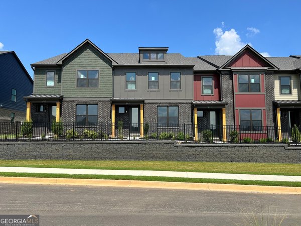 263 Barracks Way, Hoschton