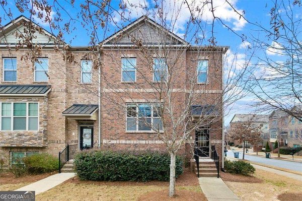 1325 Jardin Court, Alpharetta