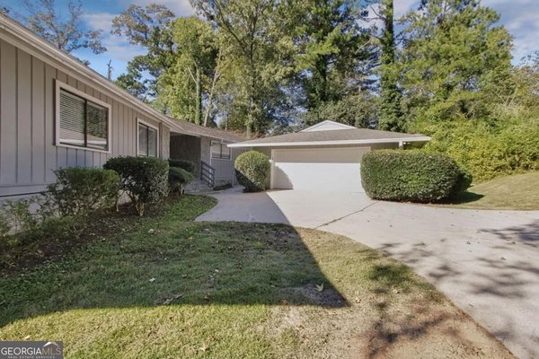 5217 Hidden Hills Court, Stone Mountain