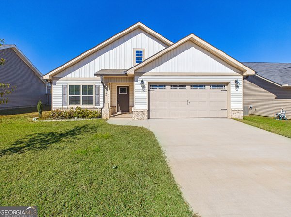 196 Red Tail Circle, Byron