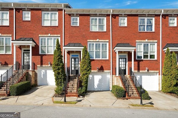2414 Dresden Parc Circle, Atlanta