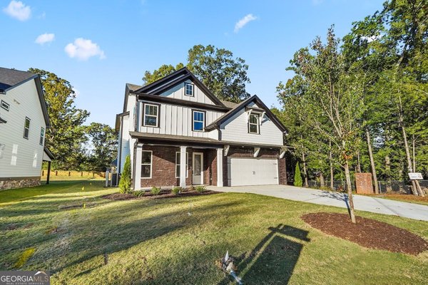 1082 Eastview Road Conyers