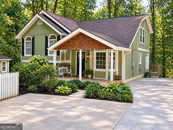 150 Silver Fox Drive, Dawsonville