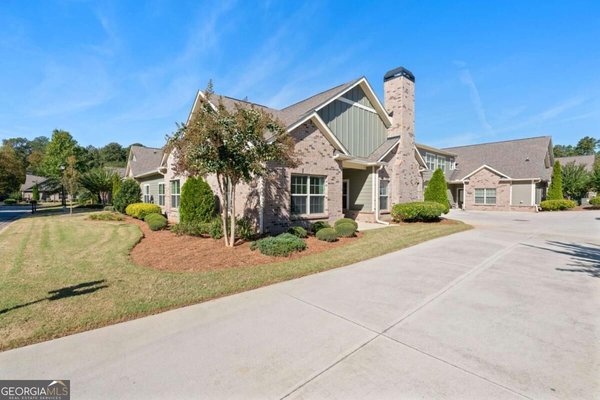 2009 Grove Field Lane, Marietta