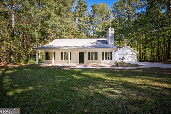 84 Moody Farm Road, Newnan
