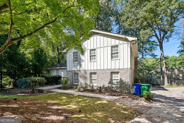 4256 Cranton Court, Brookhaven