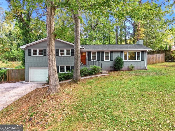 5562 Crestview Drive, Acworth