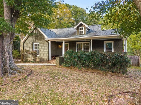1214 Stoneybrook Drive Atlanta