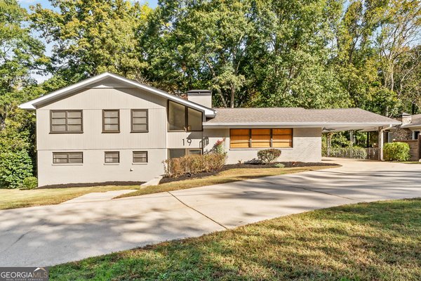 19 Mansour Circle, Newnan