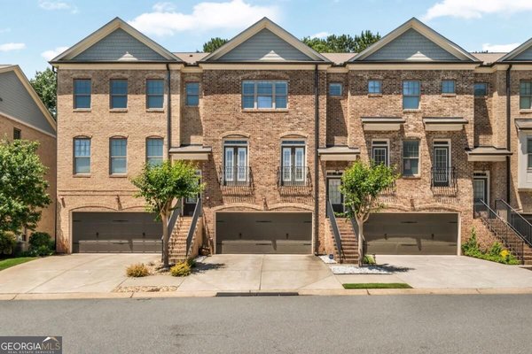 1547 Cambridge Walk Place Marietta