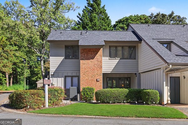 2515 Cedar Canyon Road Marietta