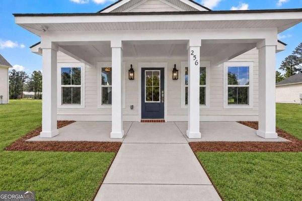 256 Ledford Street, Pembroke