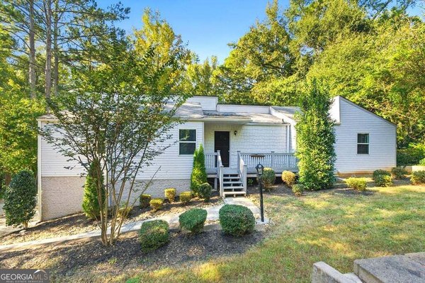 3587 Bluff Court Marietta
