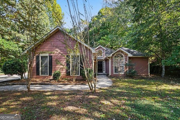 2215 Arbor Forest Trail Marietta