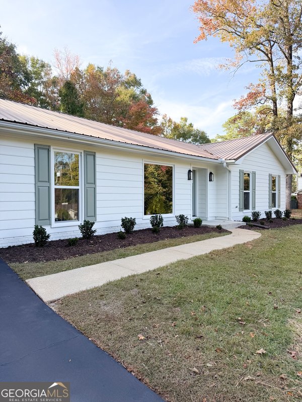 127 Hazel Way Lagrange