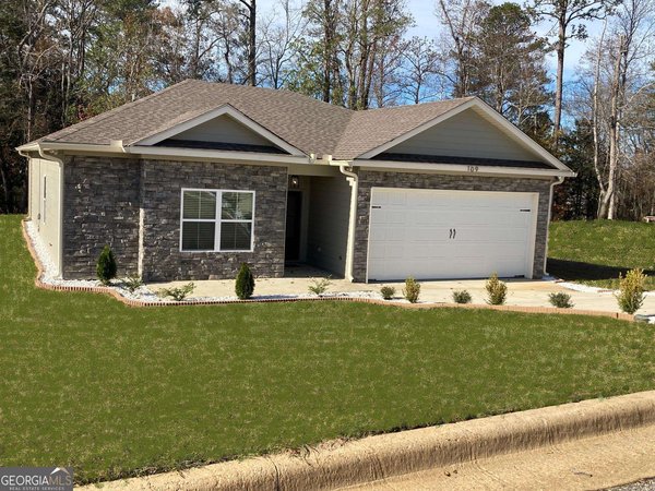 109 Barfoot Bayou Lane, Eufaula